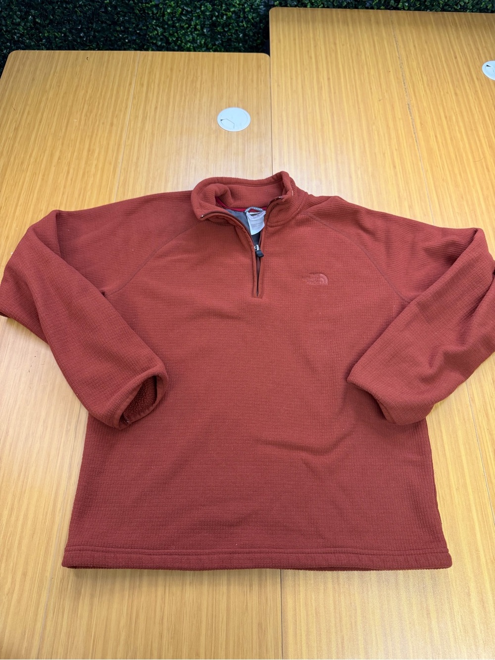 The North Face Sweater Mens Small Rust Burnt Orange Quarter Zip Fleece Pullover